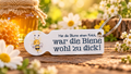 6a80d6c445a0c017a7efcadc_bienen-schl-sselanh-nger-im-honiggarten_1792763896552.png